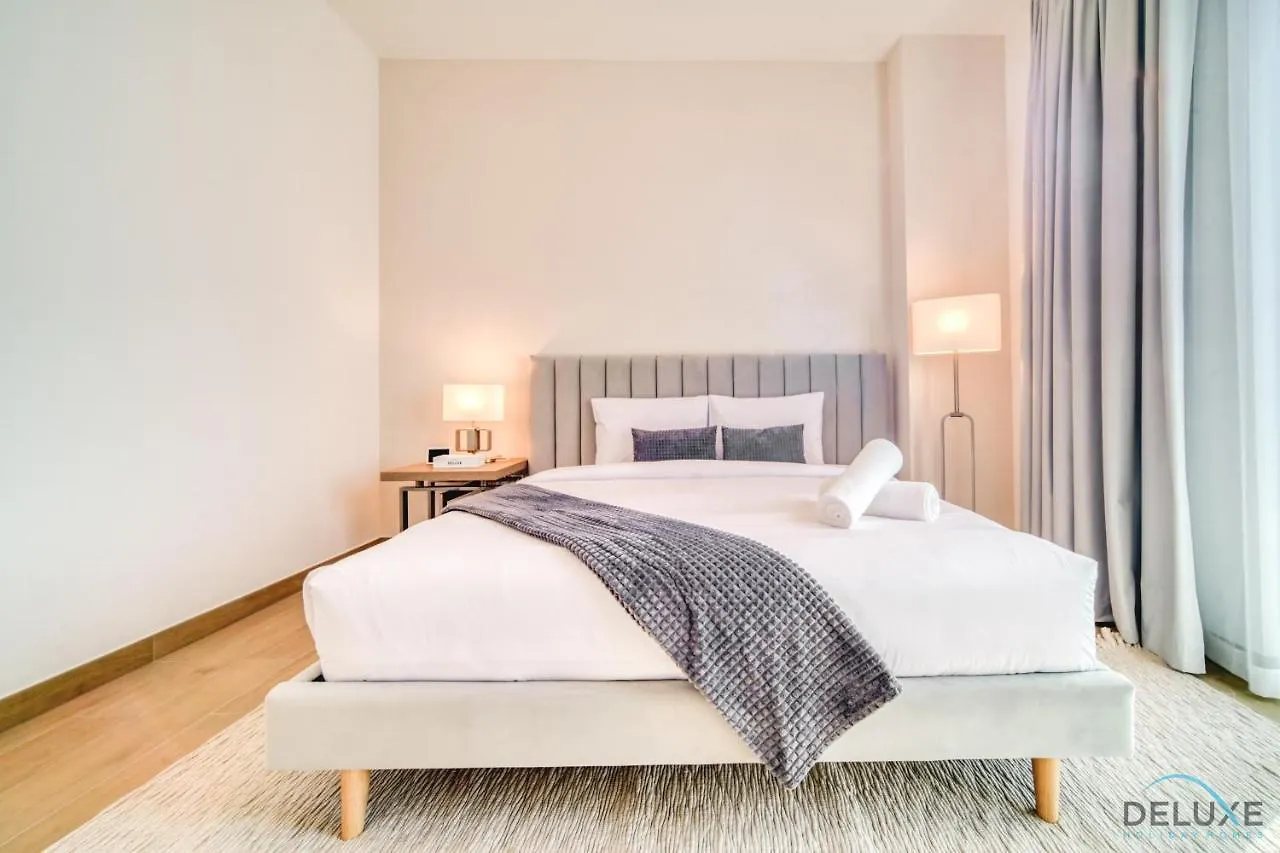 Apartment Peaceful 4Br Penthouse With Assistant Room At Le Pont Jumeirah By Deluxe Holiday Homes Dubai