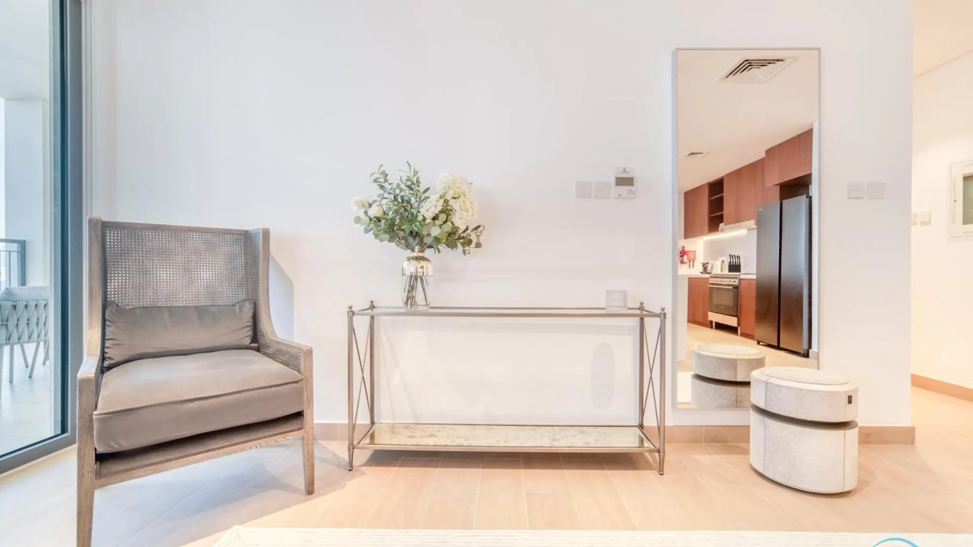 Peaceful 4Br Penthouse With Assistant Room At Le Pont Jumeirah By Deluxe Holiday Homes Dubai 0*,