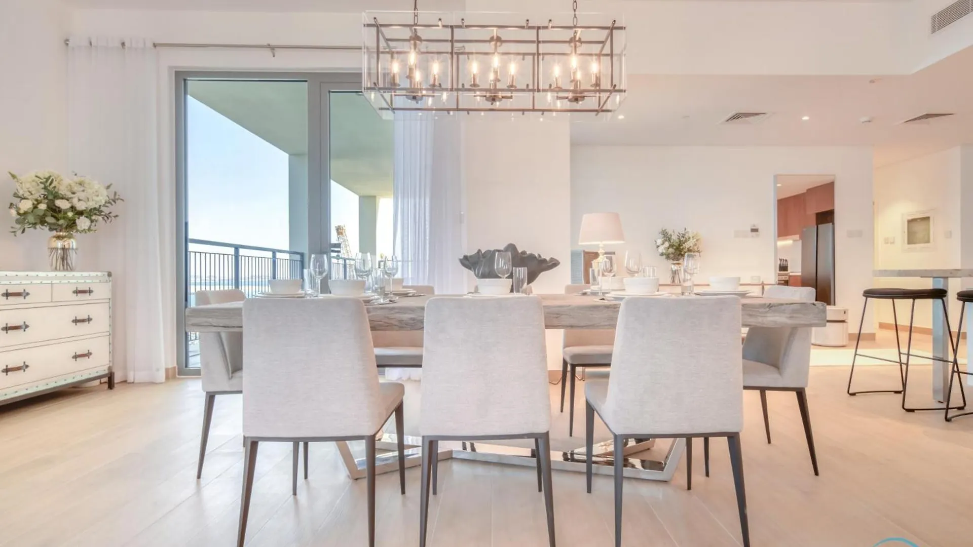 Peaceful 4Br Penthouse With Assistant Room At Le Pont Jumeirah By Deluxe Holiday Homes Dubai