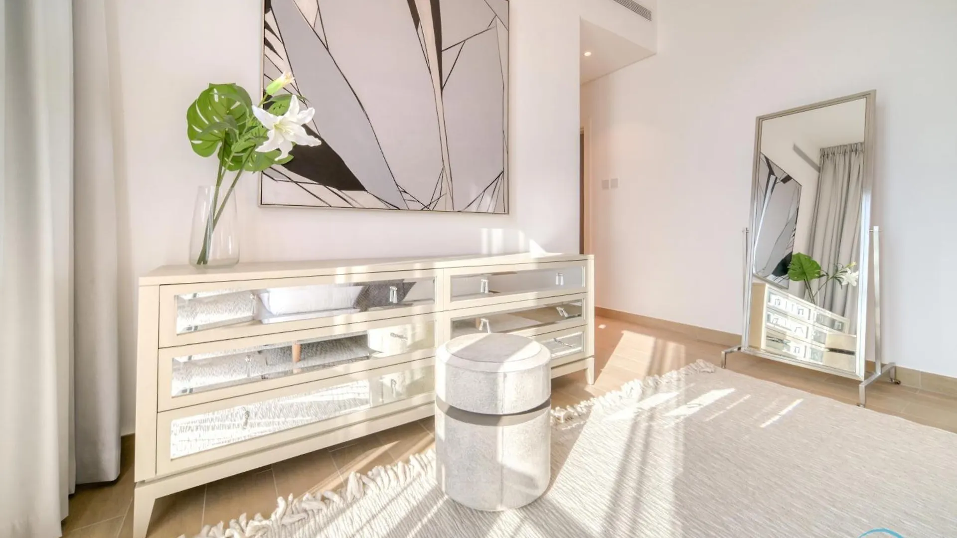Apartment Peaceful 4Br Penthouse With Assistant Room At Le Pont Jumeirah By Deluxe Holiday Homes Dubai