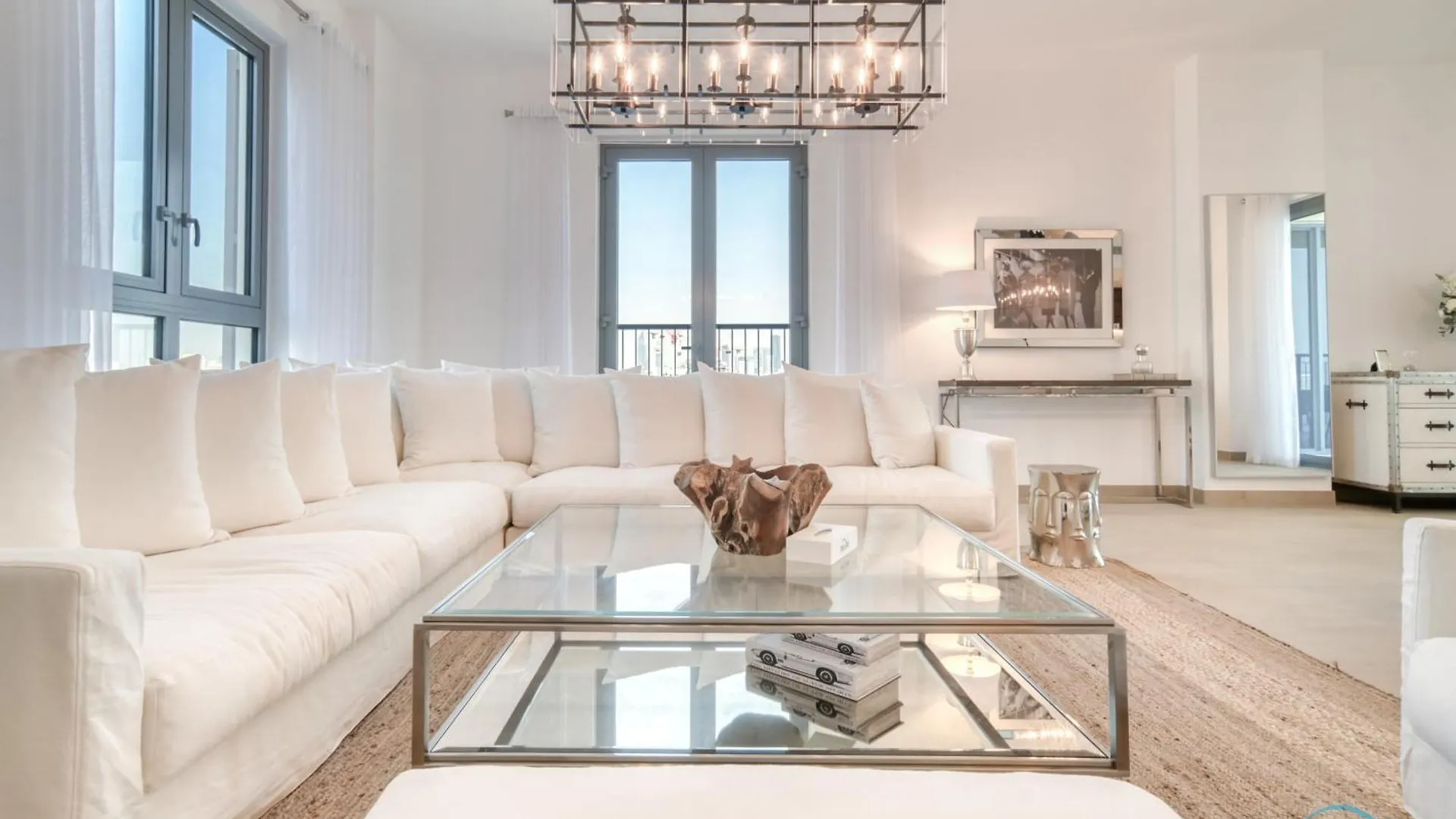 Peaceful 4Br Penthouse With Assistant Room At Le Pont Jumeirah By Deluxe Holiday Homes Dubai Apartment