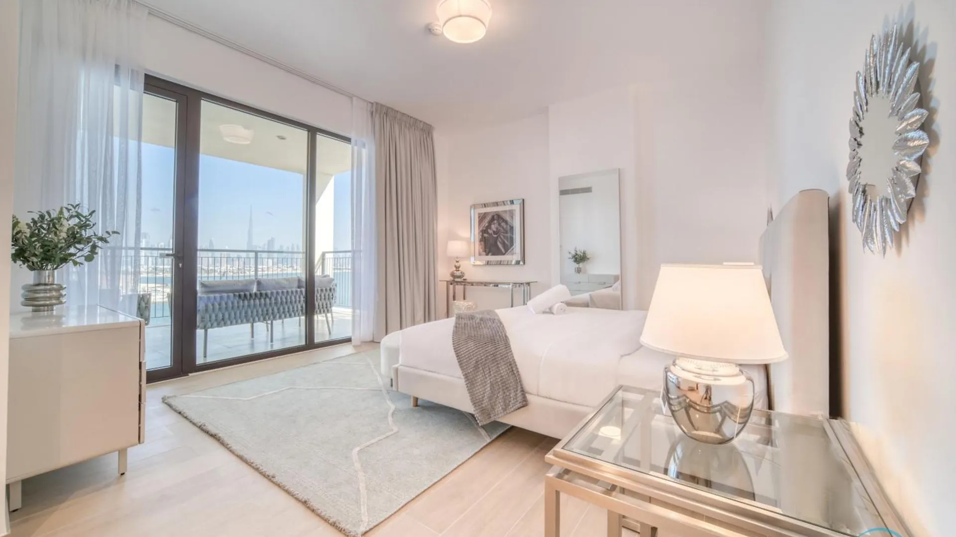 Peaceful 4Br Penthouse With Assistant Room At Le Pont Jumeirah By Deluxe Holiday Homes Dubai United Arab Emirates