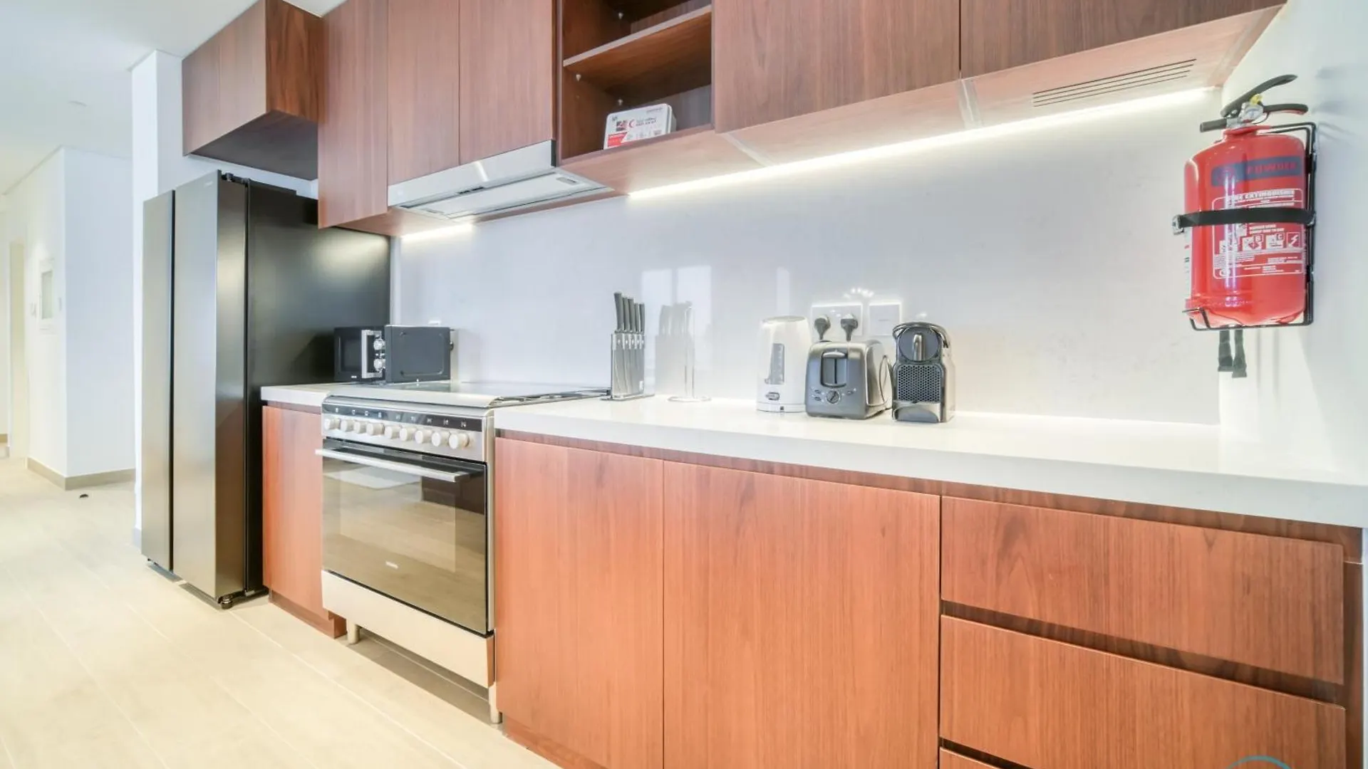 Peaceful 4Br Penthouse With Assistant Room At Le Pont Jumeirah By Deluxe Holiday Homes Dubai