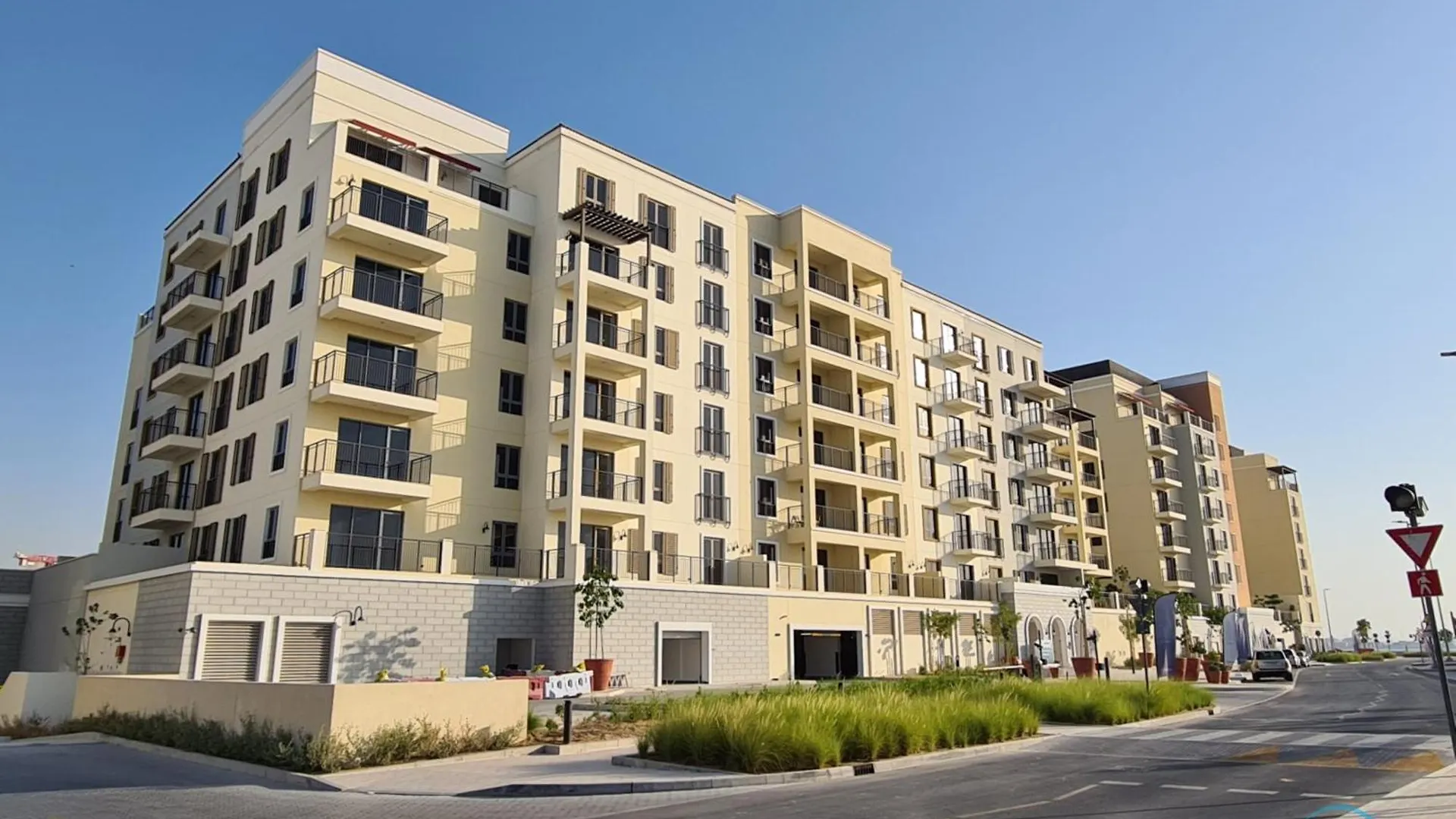 Peaceful 4Br Penthouse With Assistant Room At Le Pont Jumeirah By Deluxe Holiday Homes Dubai Apartment